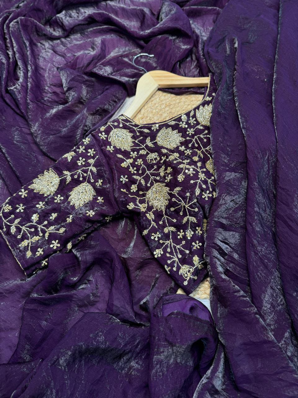 Space silk saree with running blouse