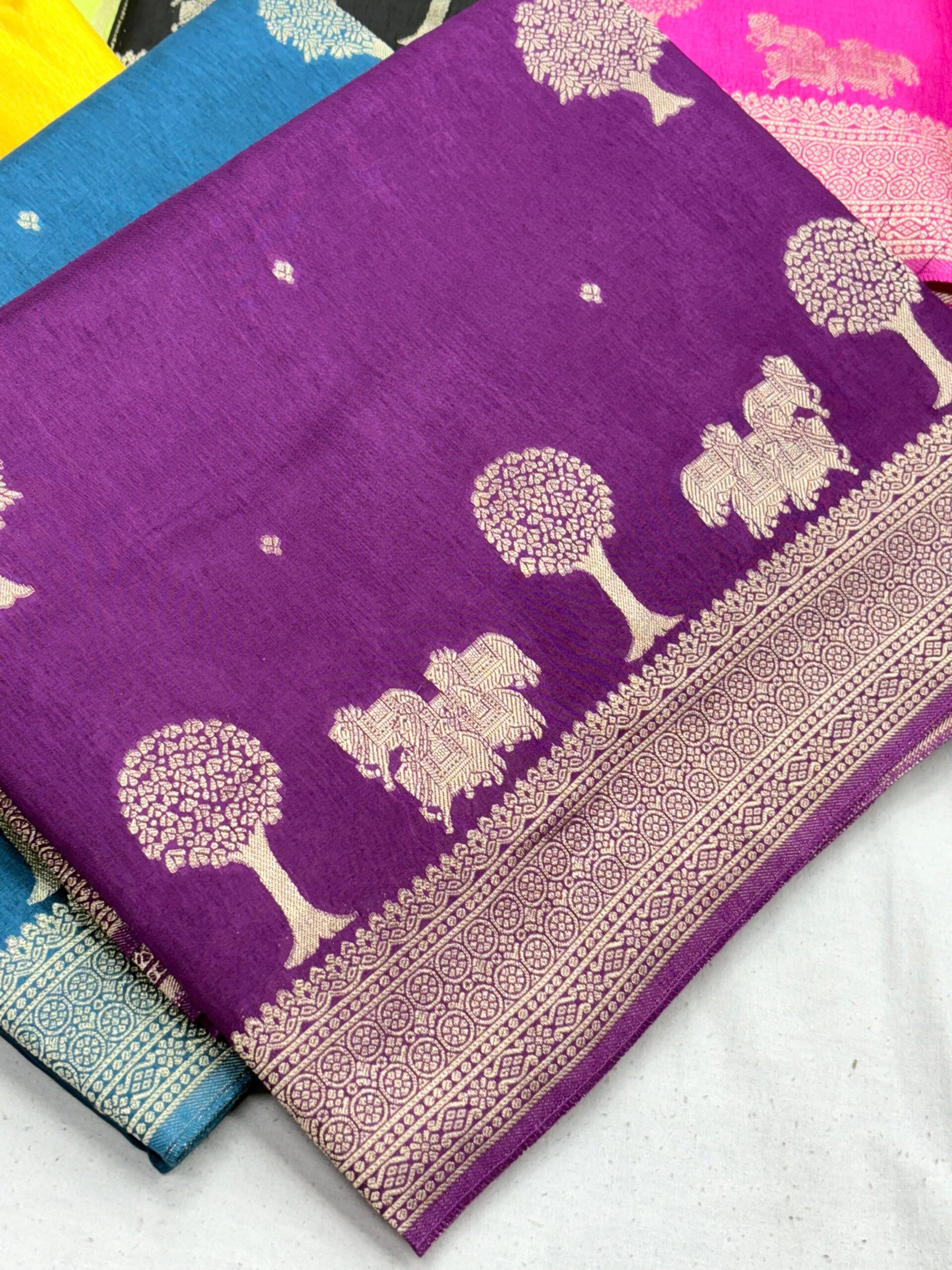 Premium viscose pichwai weaving border