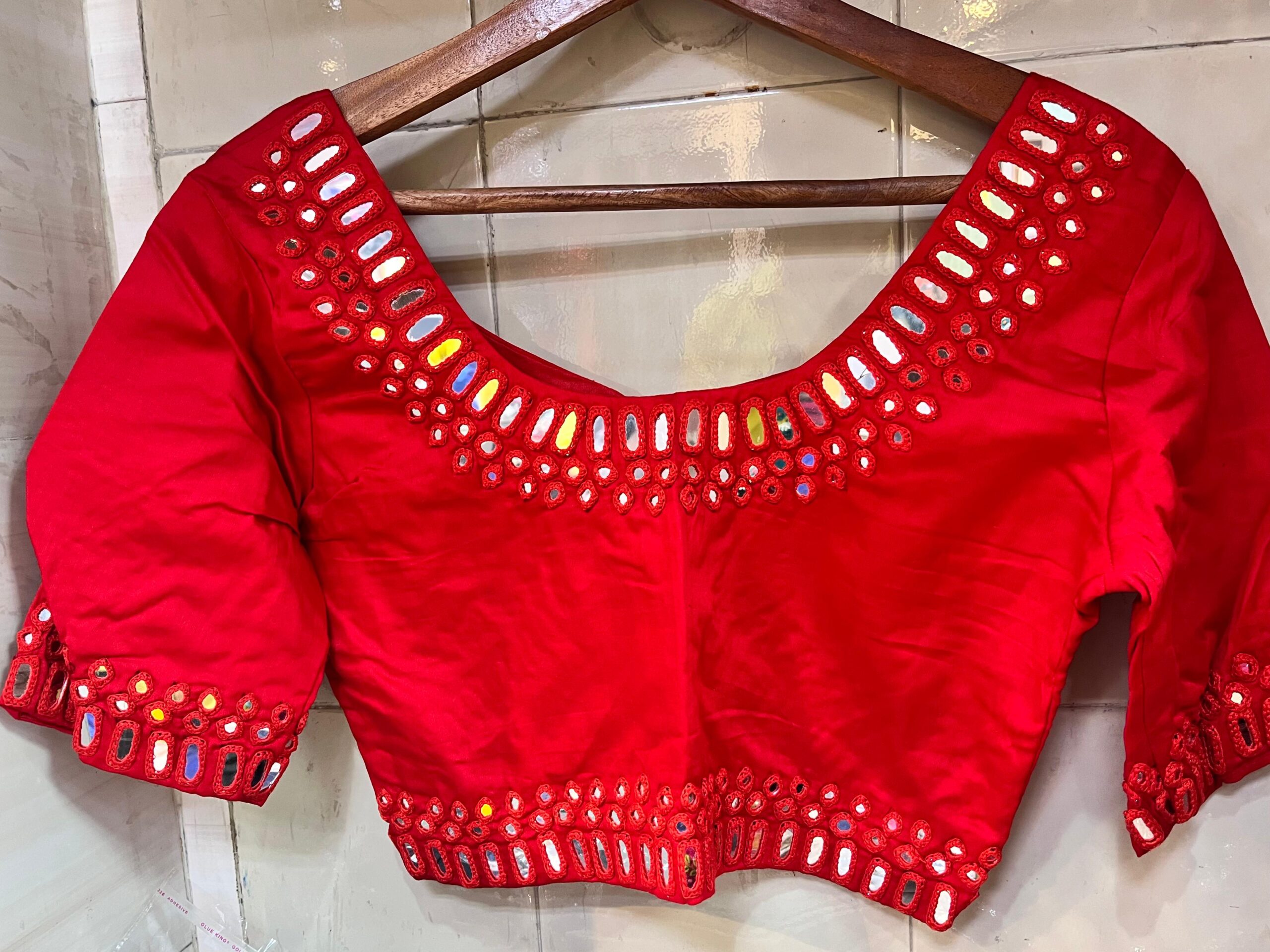 Hand  mirrors work blouse