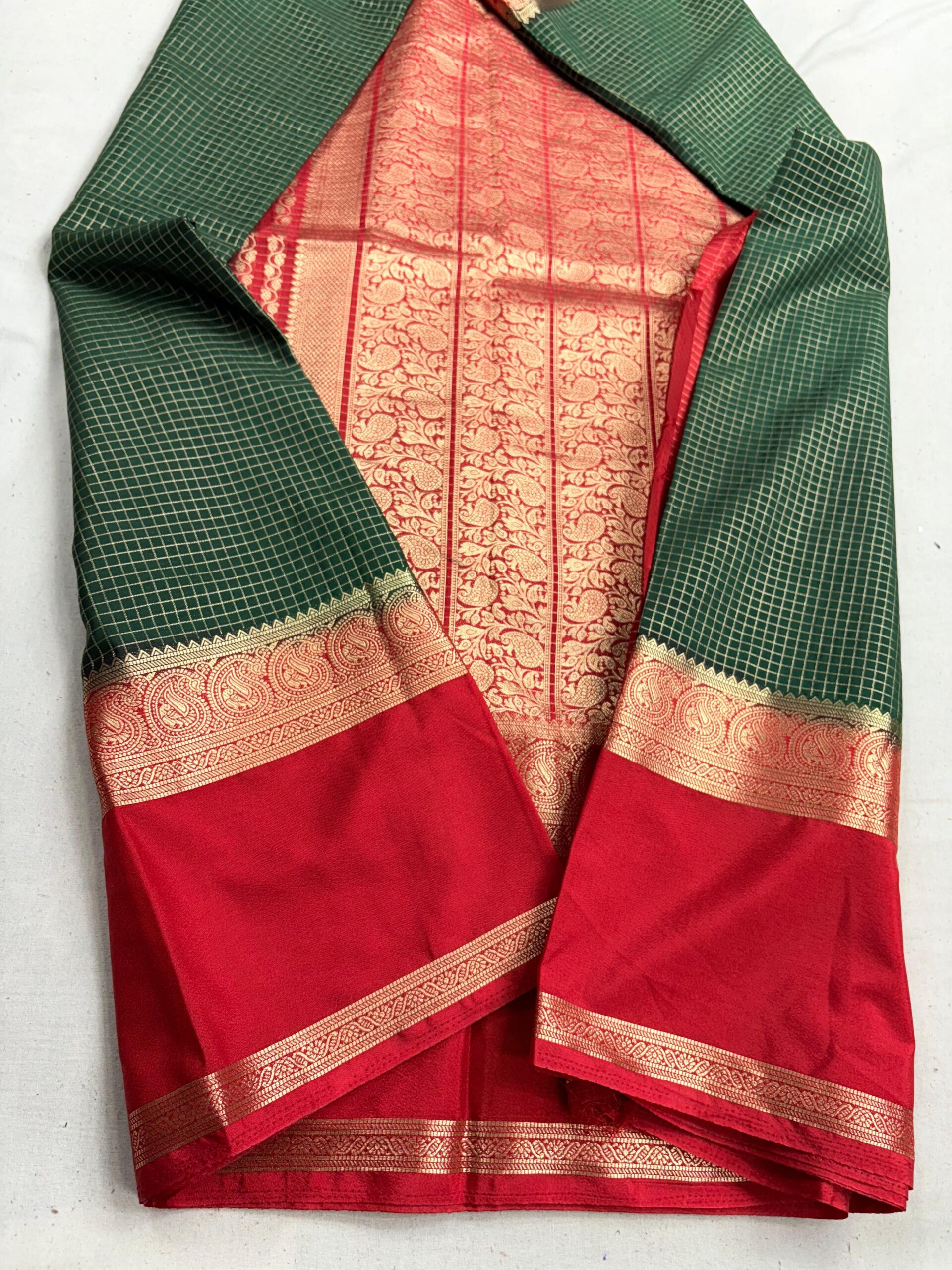 Crape checks with Bentex border Saree