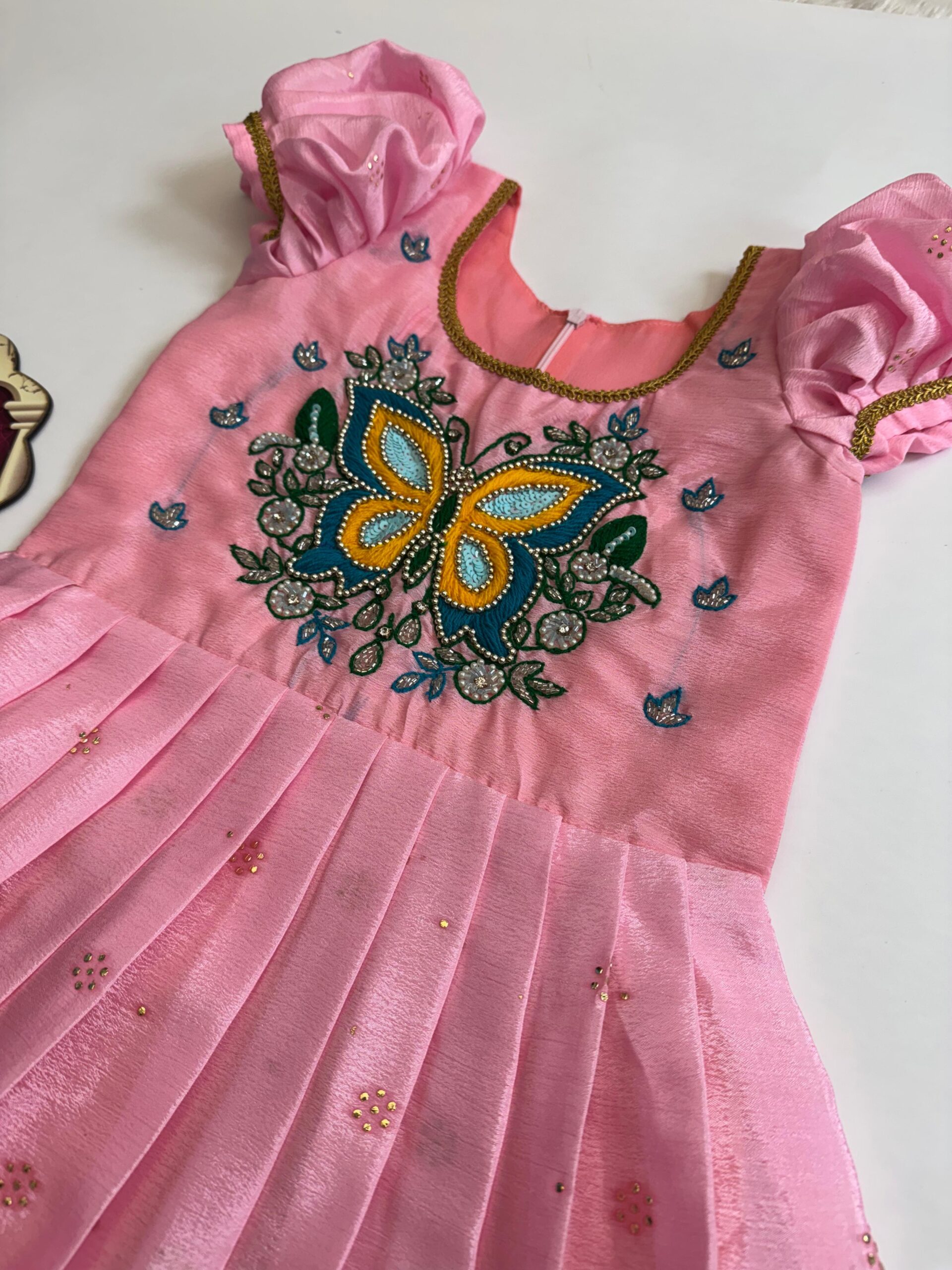 Soft Chinnon  with Reach Hand Katdana Khatli Work - Image 2